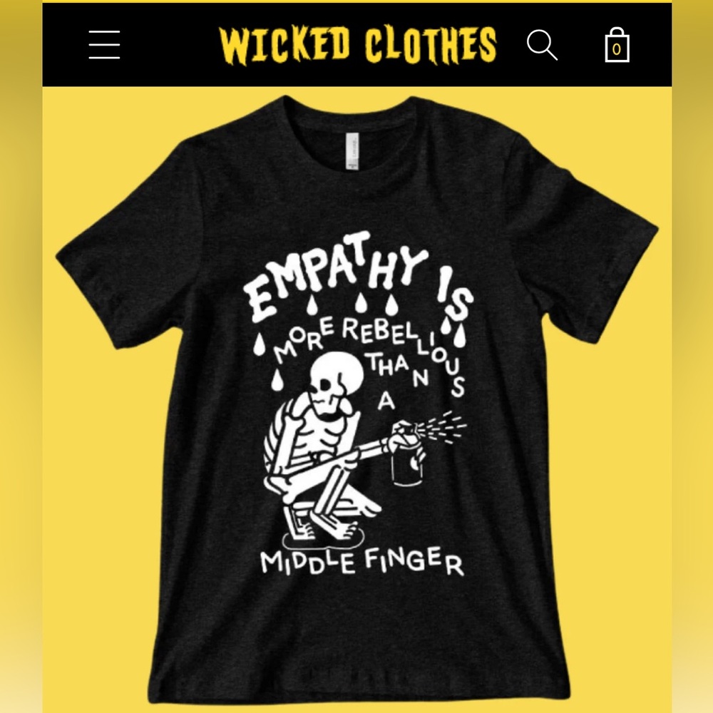 Lot - Wicked brand t-shirt sz L (unisex)